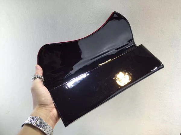 16新作 VIPセール★ルブタンコピー★PIGALLE CLUTCH☆パテントクラッチバッグ BLACK 1111097PK1A